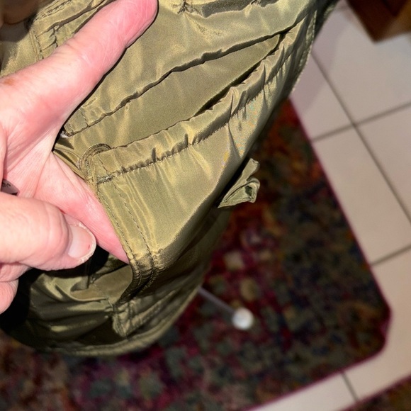 Madden girl  winter cold weather Coat hooded  zip and snap up  army green/ cream - Picture 7 of 16